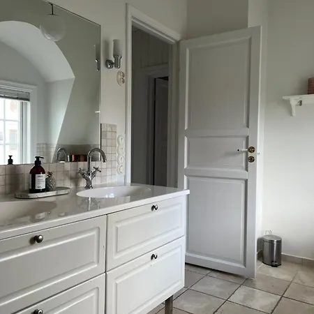 Villa Art Filled Townhouse In The Center Of Stavanger